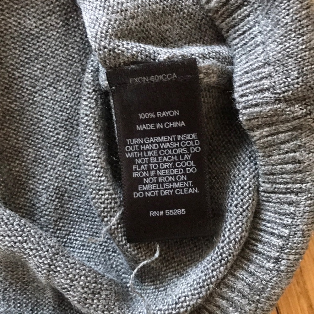 NWT ! Rhinestone Shoulder EXPRESS Sweater - Picture 6 of 8